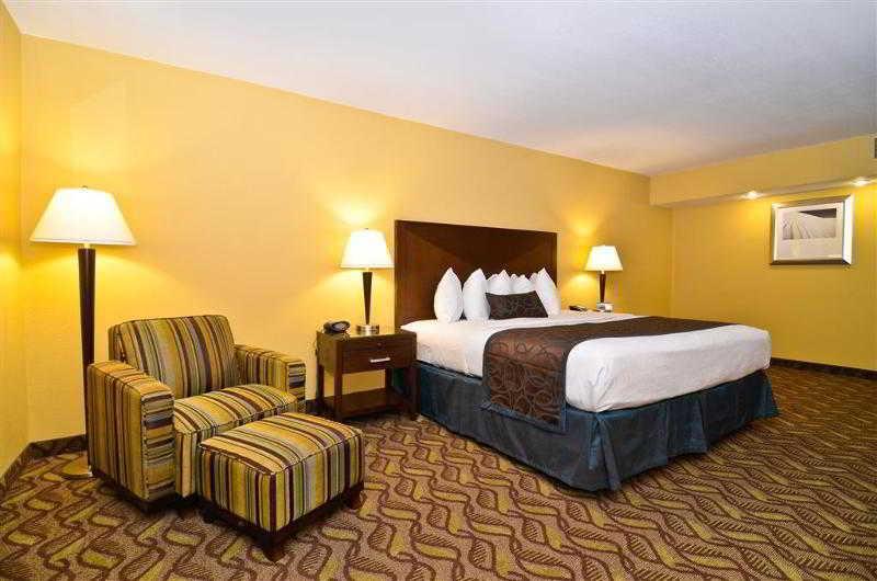 Clarion Inn & Suites روزويل المظهر الخارجي الصورة