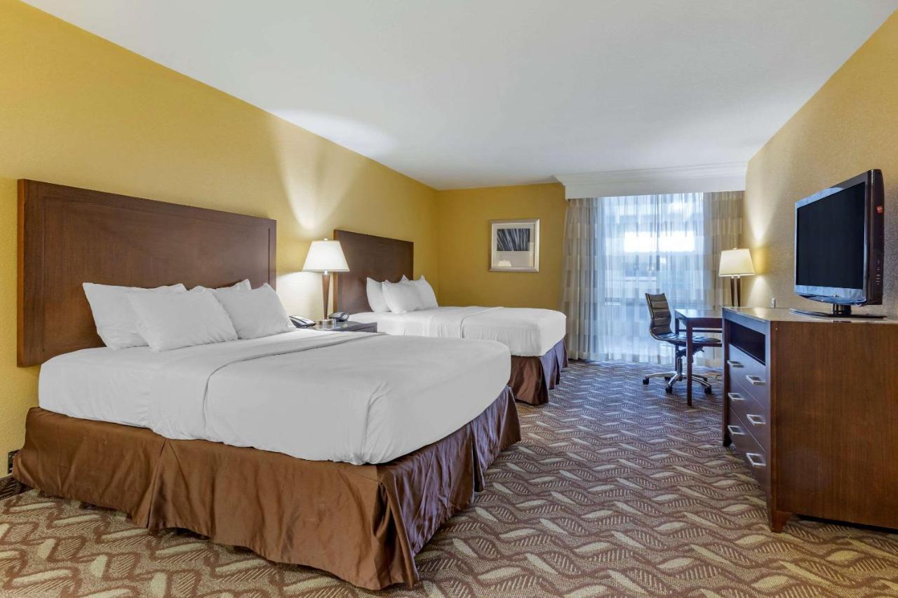 Clarion Inn & Suites روزويل المظهر الخارجي الصورة